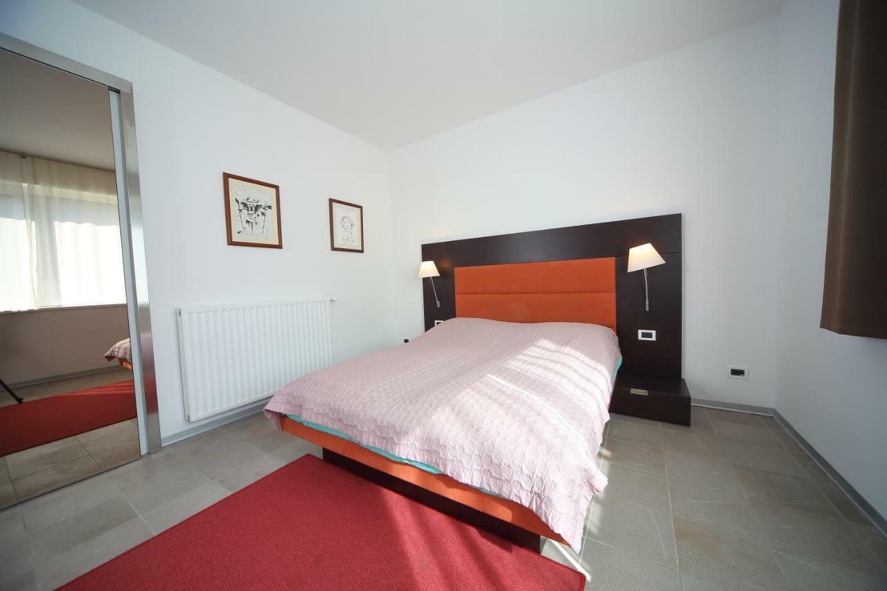 Klass 103 Kranjska Gora Buitenkant foto